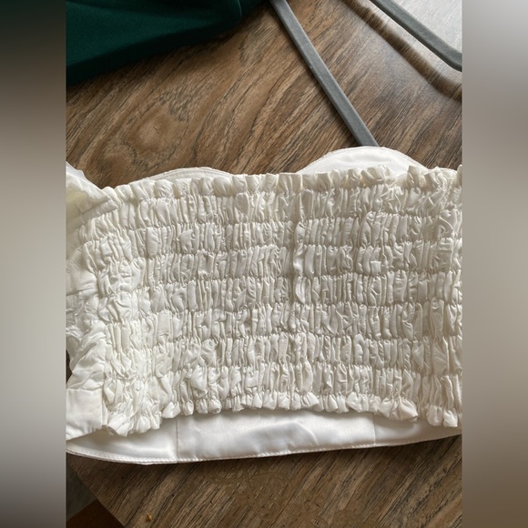 Off-shoulder top ( new 99%) - Picture 7 of 7